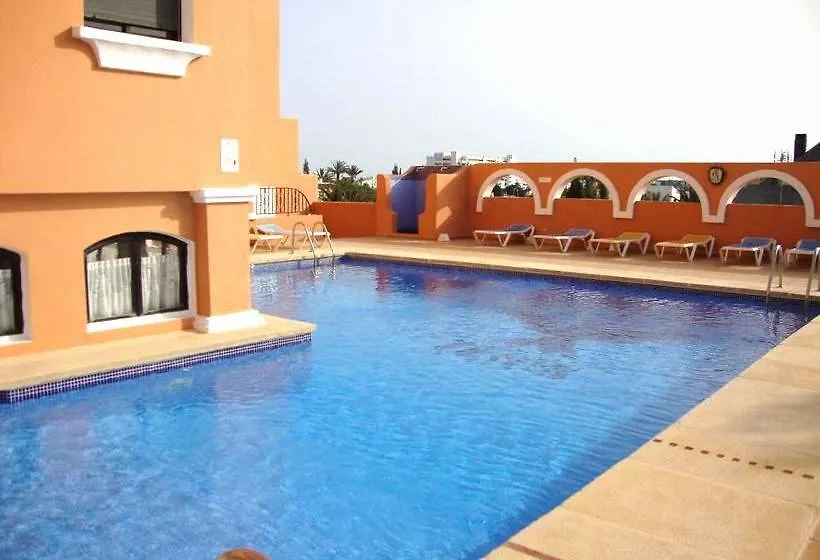 Casa Playa: Spacious 12-Person Retreat with Pool and Beachside Comfort Roquetas de Mar